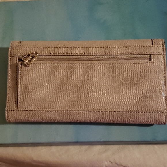 Wallet - Picture 3 of 8